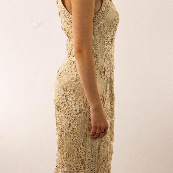 SUE WONG Tan Scrolled Sleeveless Dress with Flower Detailing - Picture 3 of 5